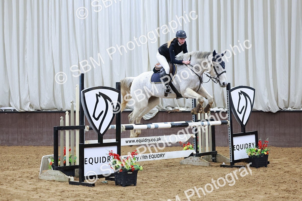 SBM_007691 - Class 24 - Nupafeed Supplements Senior Discovery/ 1m Open