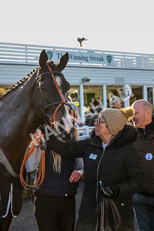 010124-Race 1-Backbyjet-0630 - Race 1