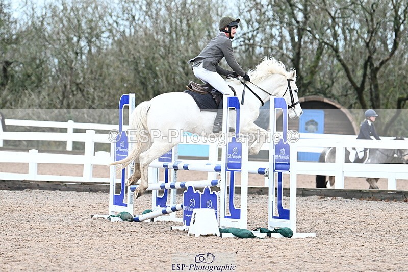 231118A-105600-01578 - Cls 5 Discovery & 90cm Open