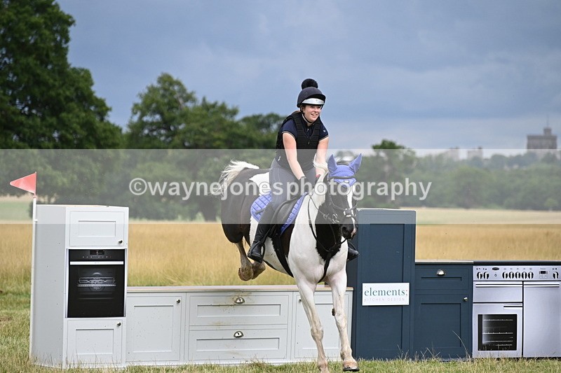 WJ6_2883 - Time at Jump 11:06 to 11:40