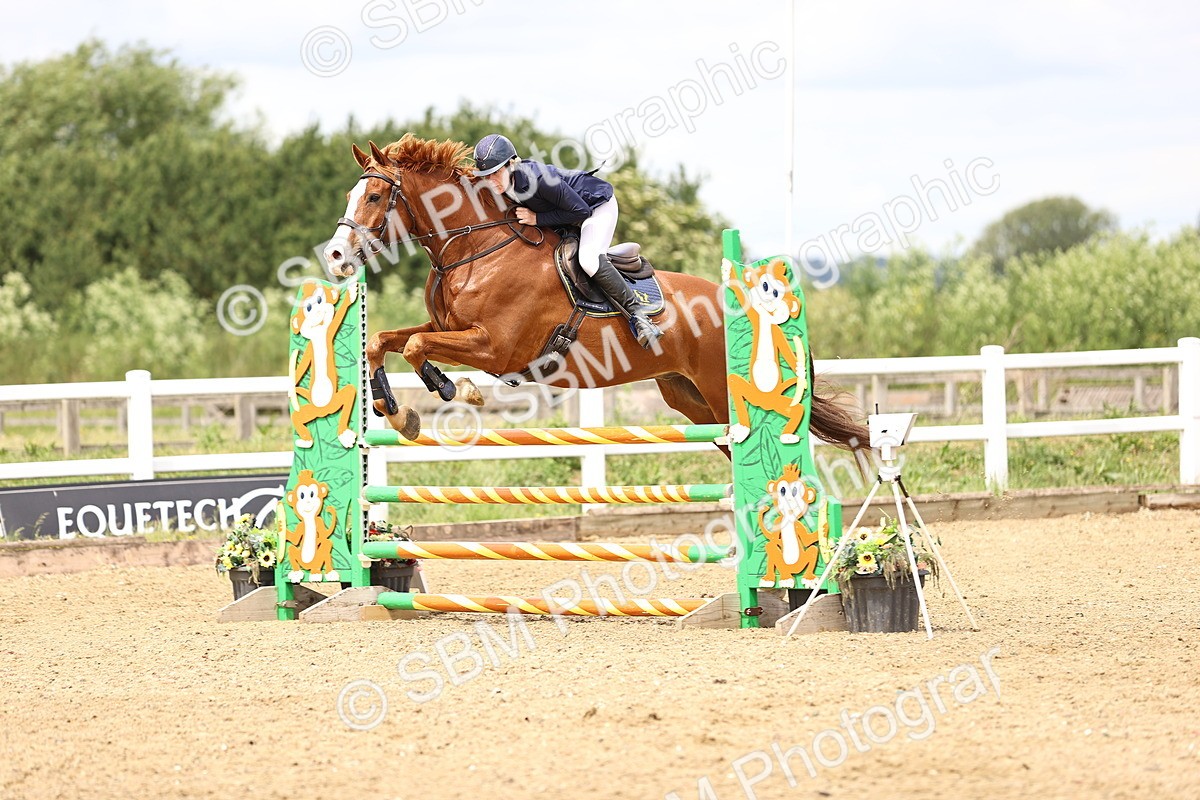 SBM_007348 - Class 18 - Senior 1.05m