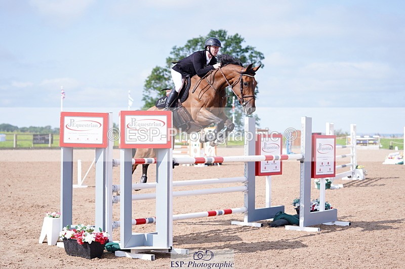 240802A-100316-03489 - Cls 15 Foxhunter