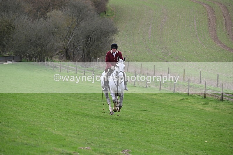 WJ6_9046 - Line Three