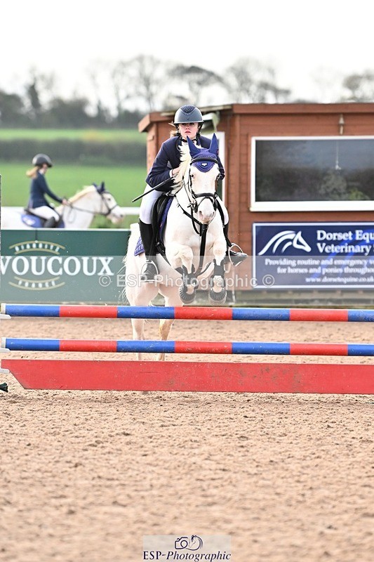 241117X-093659-03280 - Cls 05s A&B Pony Brit Nov & 80 Open