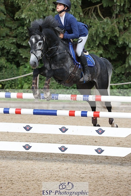 230618-184818-14381 - Cls 22 Hoys 138cm Jump offs