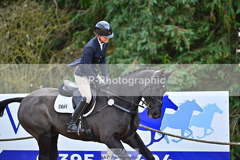 251026A-122153-24339 - E-393-Saskia.Rioux