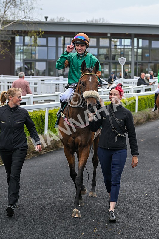 230425-Race 2-Military Girl-0094 - Race 2