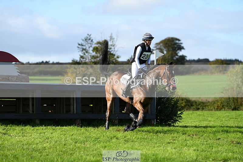 251024A-152558-14748 - C-239-Ellie.Townend