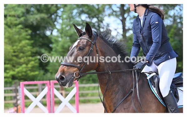 BPP_1073 - CLASS 4 FRI Newcomers/ 1.10m Open