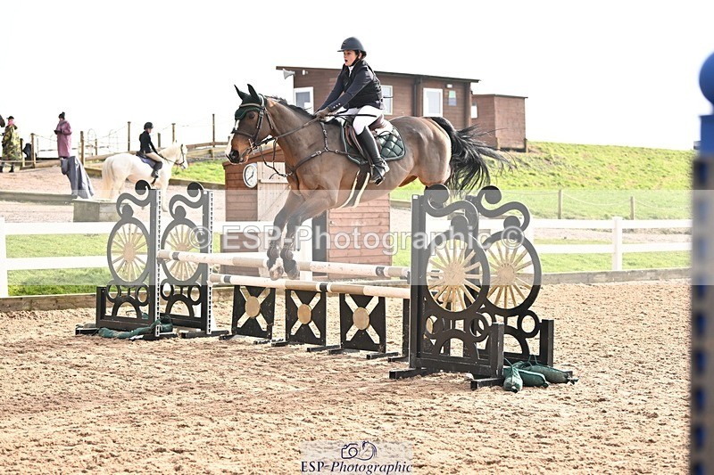 250209-124055-01625 - Cls 15-17 Children on Horses