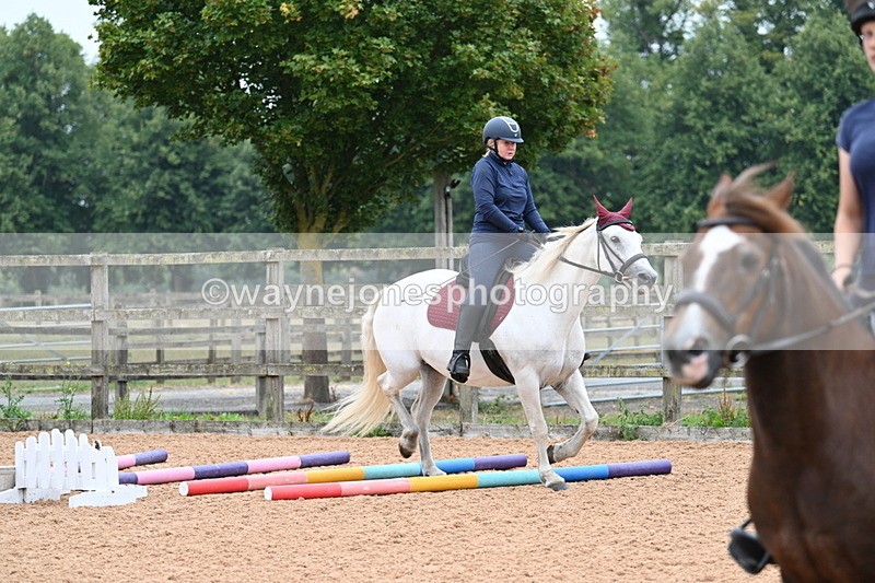 WJ7_7695 - Poles 10:00am