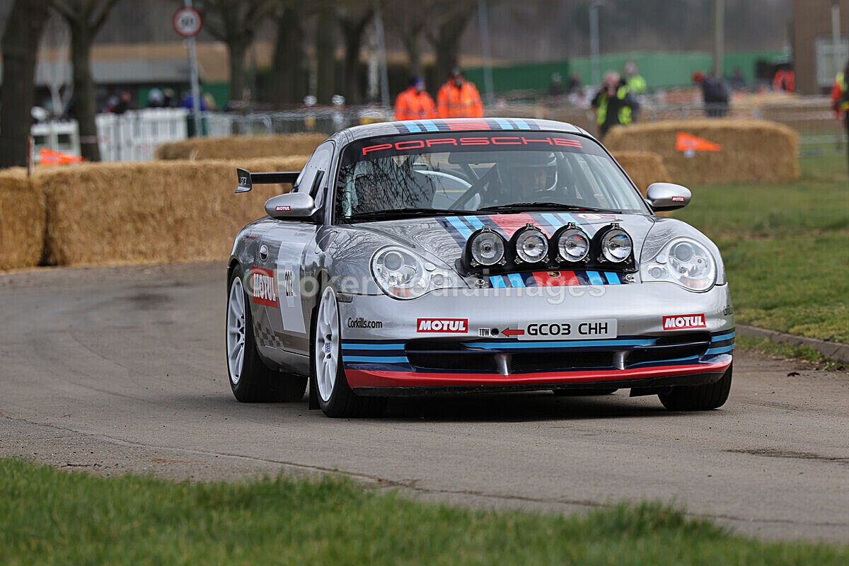 RETRO-111 - Race Retro