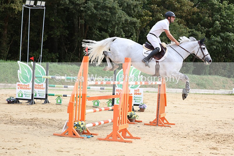 3E7A4632 - Class 9: Senior 1.30m open