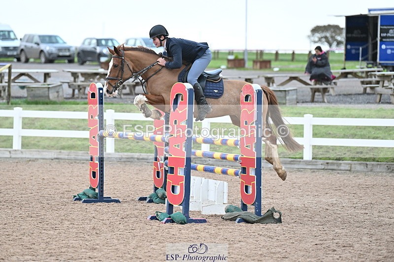 231119A-142819-06102 - Sun Cls 9 National 1.15m