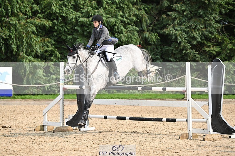 240818-150825-05096 - Cls 12A Snr Foxhunter & 1.20m Open