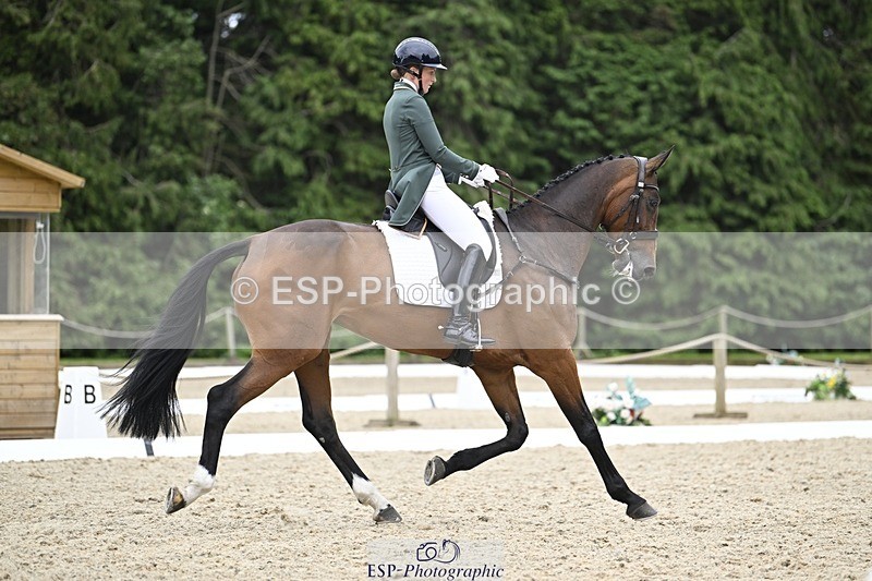 240523-153240-05242 - 436-IRENE_LEVA-Susie_Berry