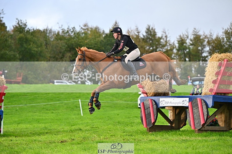 251025A-094144-16325 - D-321-Kirstie.Deakin-Main