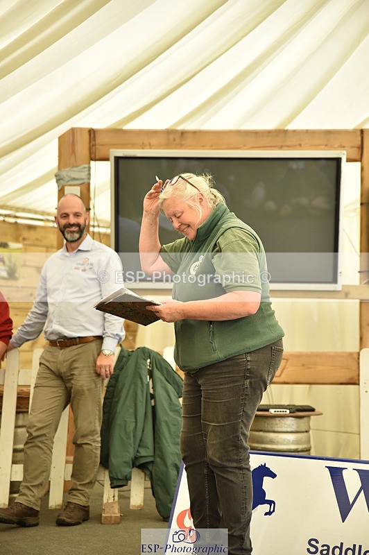 240824X-143404-30072 - D70 and 70cm SJ Presentations