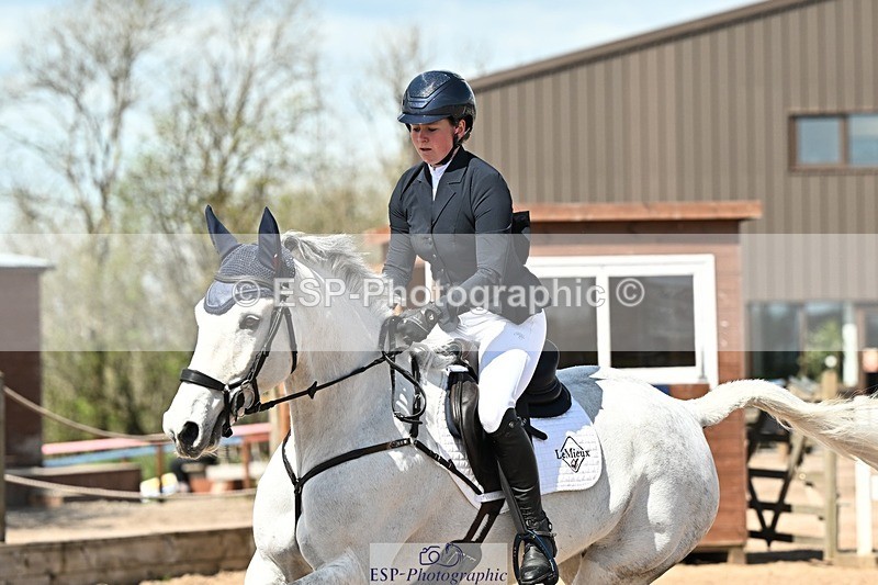 250416-133940-01187 - Cls 4 Newcomers and 1.10m