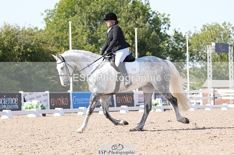 250817-160141-11637 - 174-Rebecca.VerityFlynn