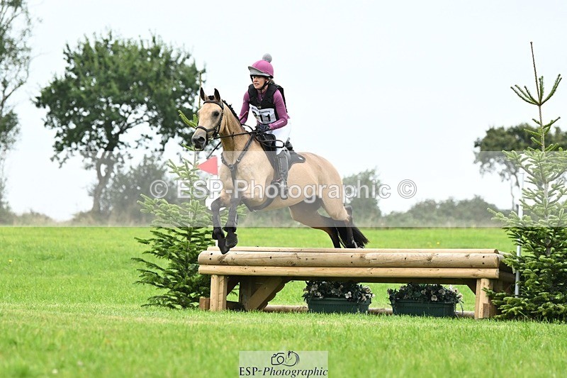 240831A-152200-04841 - 211-Fiona.Lewis-BALLYANNY.BUTTONS