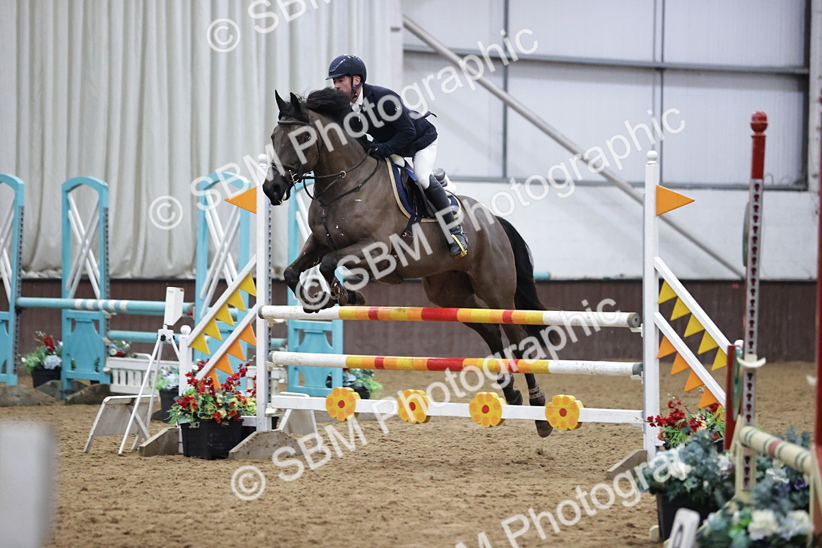 SBM_000750 - Class 3 - Nupafeed Supplements Senior Discovery/ 1m Open