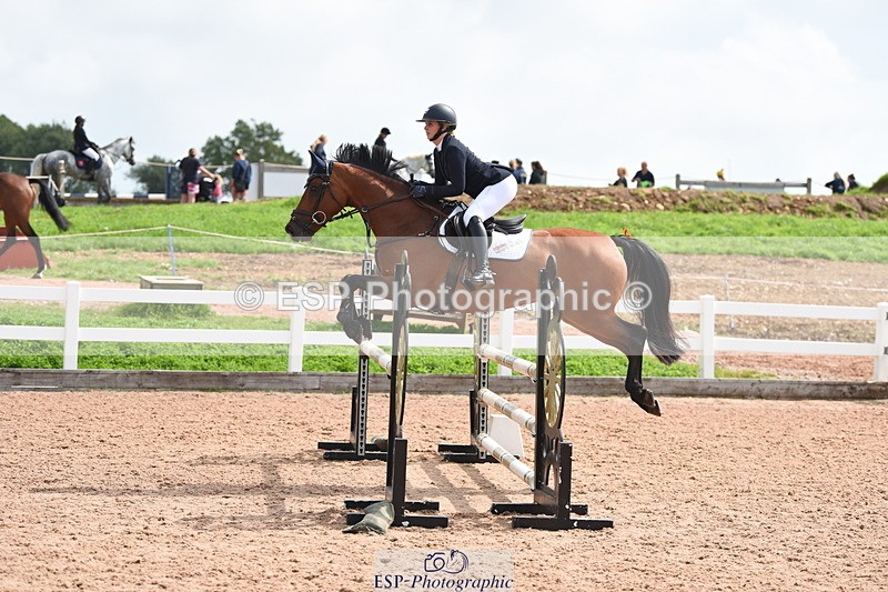 230902A-125006-01125 - Cls 9 1.10m Amateur Quali