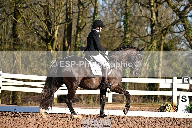 260214-093302-03266 - 133-Caroline.Squire