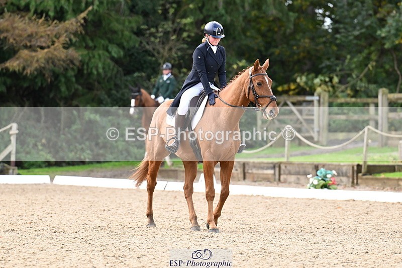 251023A-112708-01740 - B-137-Josie.Reid