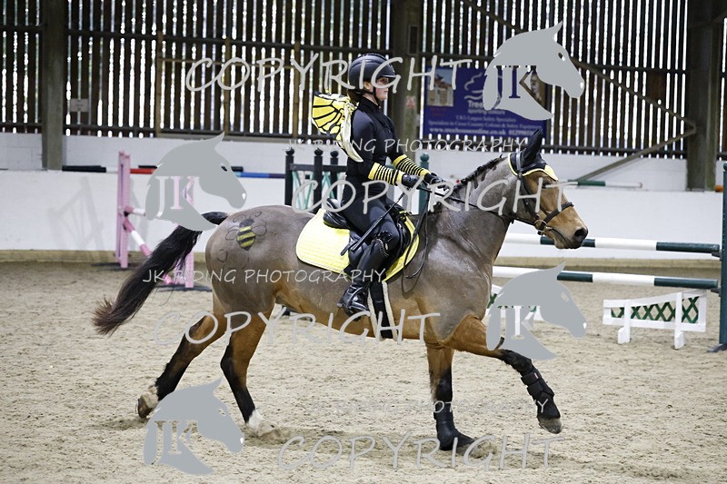 _T0A3781 - 1M Clear Round