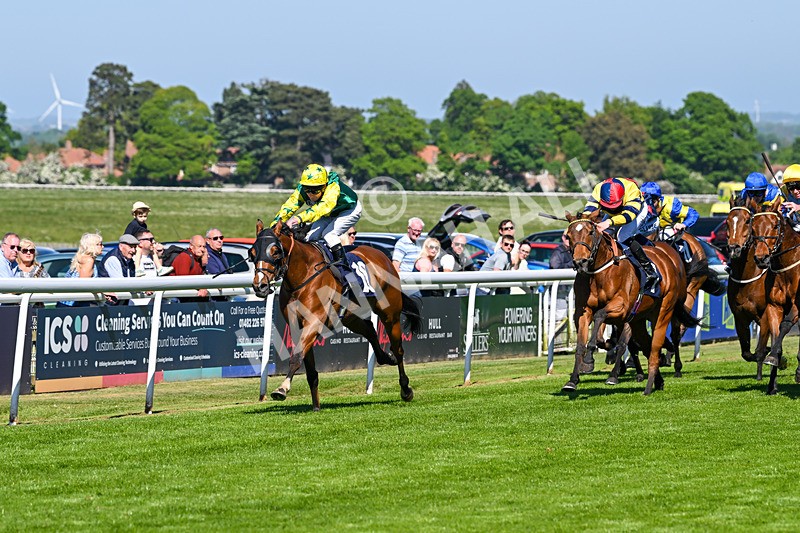 130525-Race 4-Coolree-0005 - Race 4