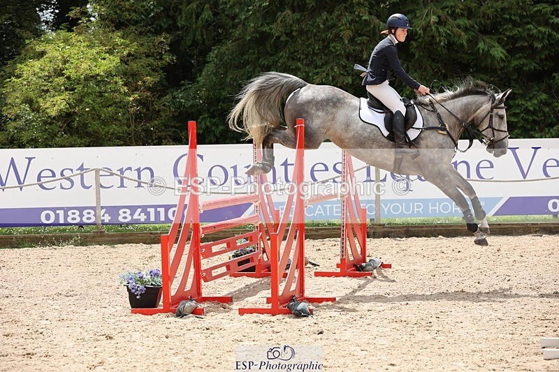 240711-123357-27157 - Cls 122 1.10m Amateur Quali