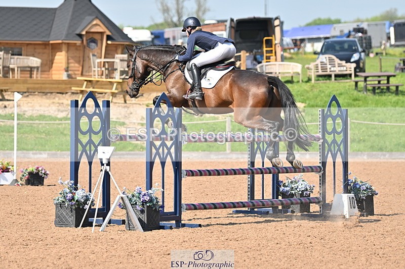 240512A-160001-19689 - Cls 51 Foxhunter