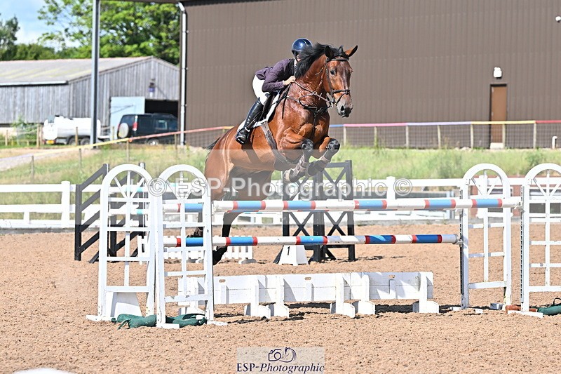 240619A-163312-01251 - Cls 6 National 1.30m and 1.40m