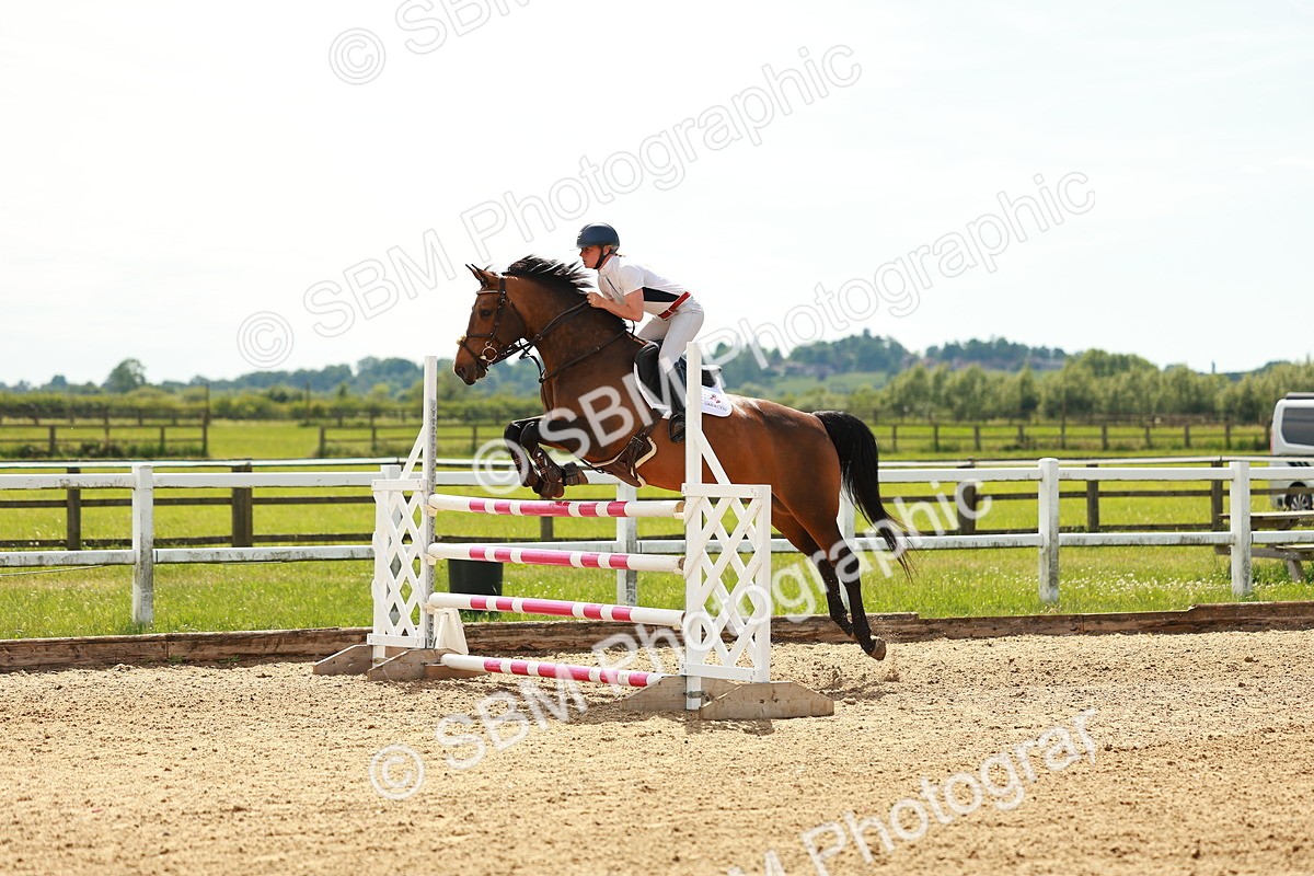 SBM_002442 - Class 4 - Senior Newcomers - 1.10m