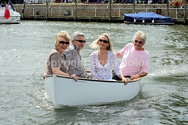 090704 MATILDA SOPHIE IMG_0731 - HENLEY REGATTA  SATURDAY 4th JULY 2009