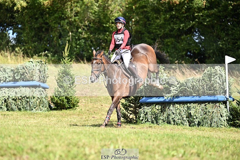 250831-143257-10936 - N-654-Georgina.Symes