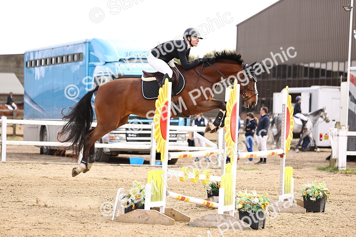 SBM_002324 - Class 11 - Senior newcomers - 1.10m