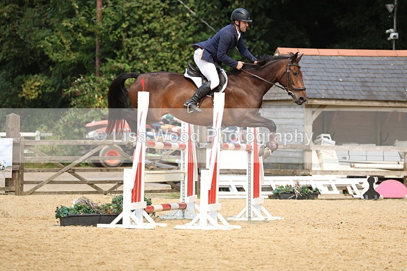 3E7A2692 - Class 9: Senior 1.15m Open