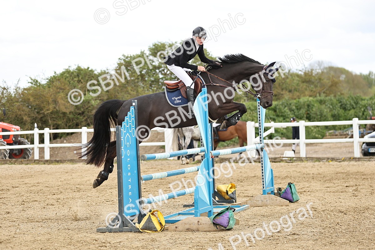 SBM_001283 - Class 4 - Senior Newcomers - 1.10m