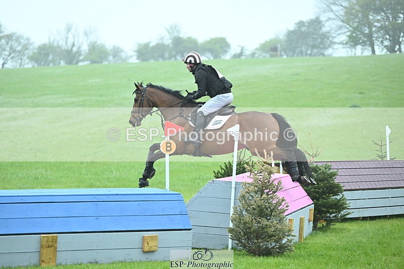 250418-102013-01143 - 056-Rupert.Batting-COOMBELAND.ALBERTS.RUMOUR.II