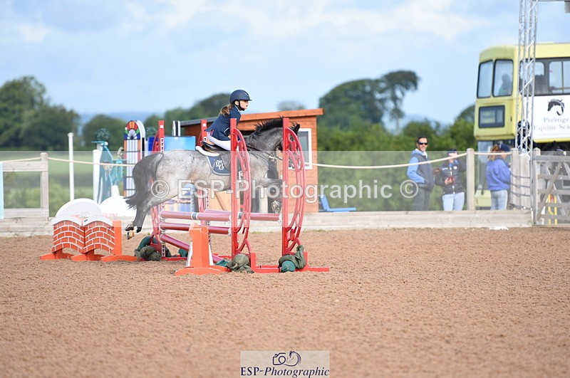 230716A-090304-01832 - Cls 32 Stepping Stones 128cm & 138cm