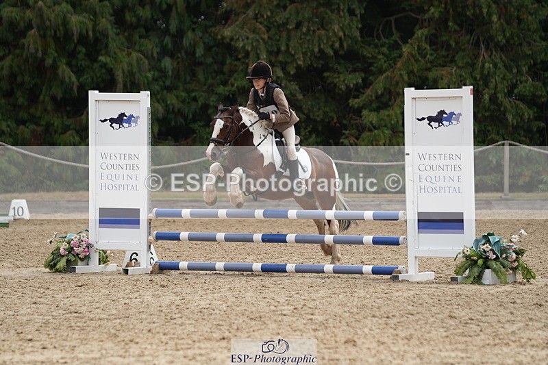 250824A-115815-35758 - 2010-Freya.Hallam-Deakin-Tommy