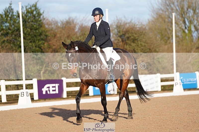 241214-105022-00258 - 125-Lysanne.Vase-Cafino