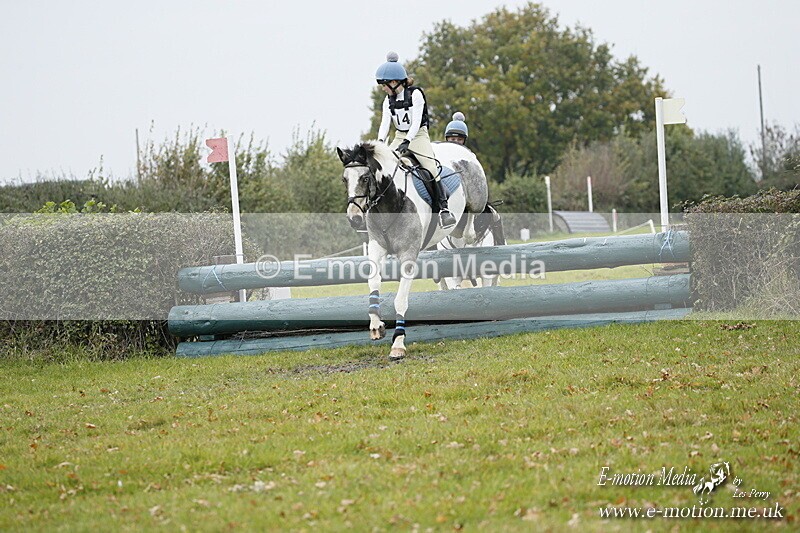 WWHT 181020 WWHT 181020 1492 - WWEC Intermediate Pairs (0.90m) 18/10/20