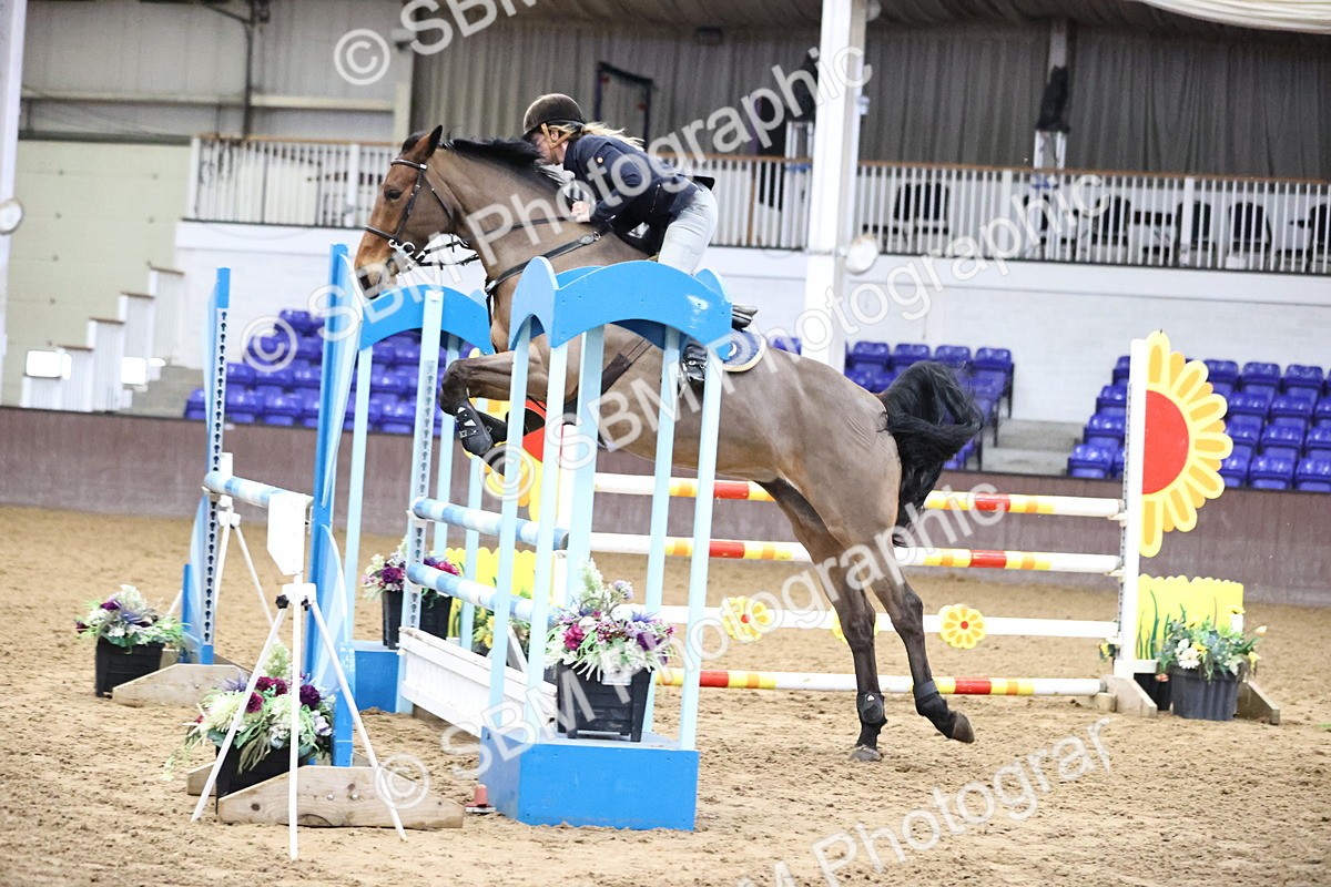 SBM_005585 - Class 17 - Senior Newcomers 1.10m