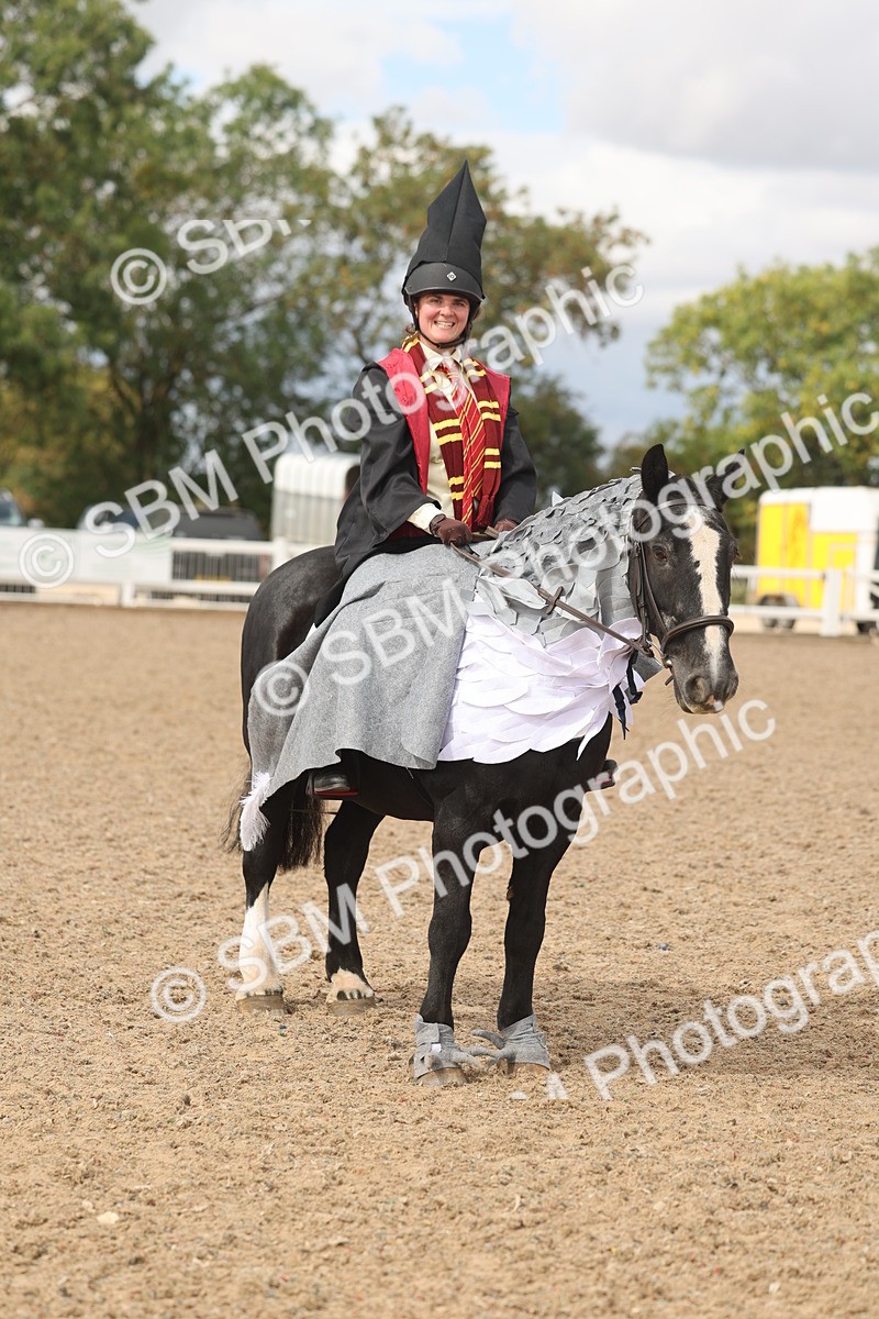 SBM_05065 - Class 21 - Fancy Dress