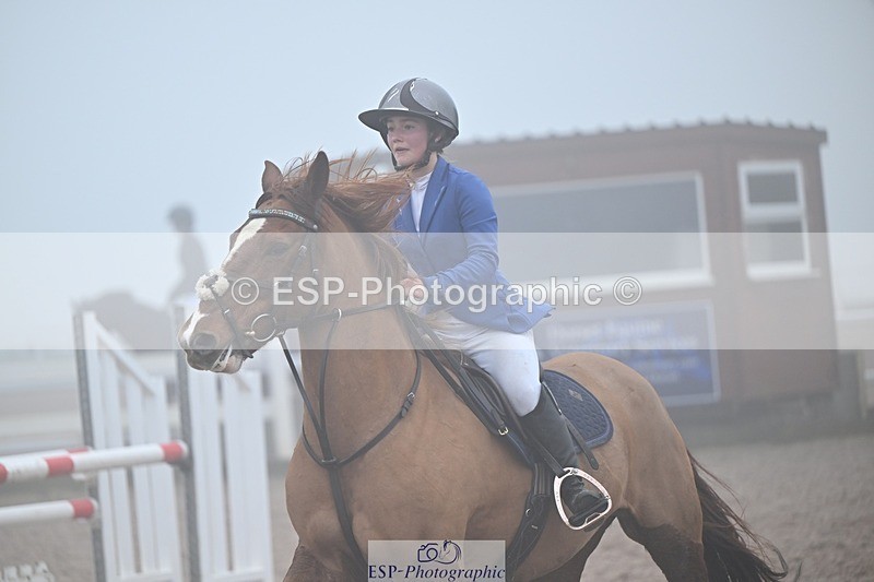 251115-115619-00289 - Cls 9 Pony Newcomers and 1m Open