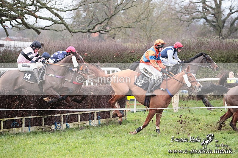 PtP 291224 715 - Harkaway Club PtP Chaddesley Corbett 29/12/24