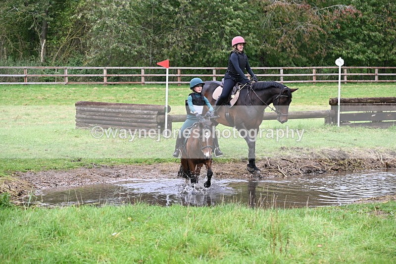 WJ6_3069 - Time at Photographer 11:01 to 11:20